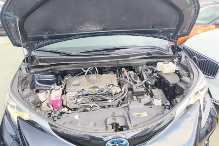 Used Toyota Granvia 2022 2.5L Hybrid Flagship Edition Engine Bay