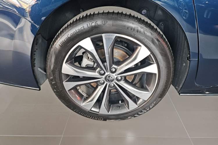 Used Toyota Granvia 2022 2.5L Hybrid Flagship Edition Exterior 5