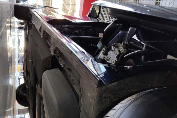 Used Toyota Granvia 2022 2.5L Hybrid Flagship Edition Left Side Sill
