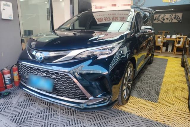 Used Toyota Granvia 2022 2.5L Hybrid Prestige Edition