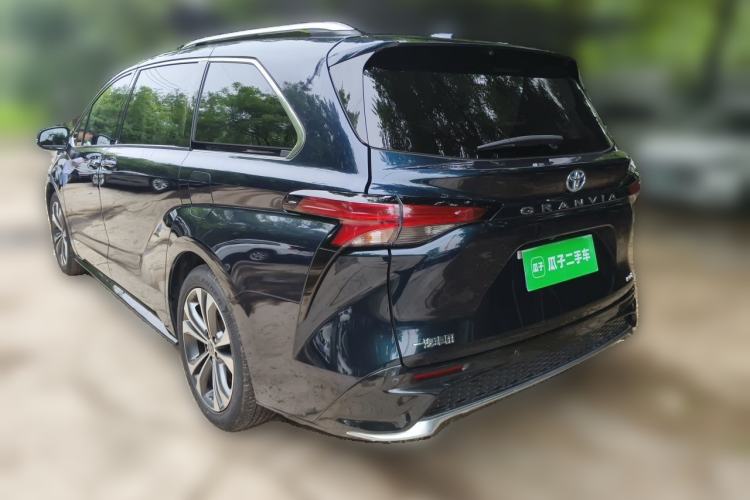 Used Toyota Granvia 2022 2.5L Hybrid Premium Edition Rear Left 45 Deg