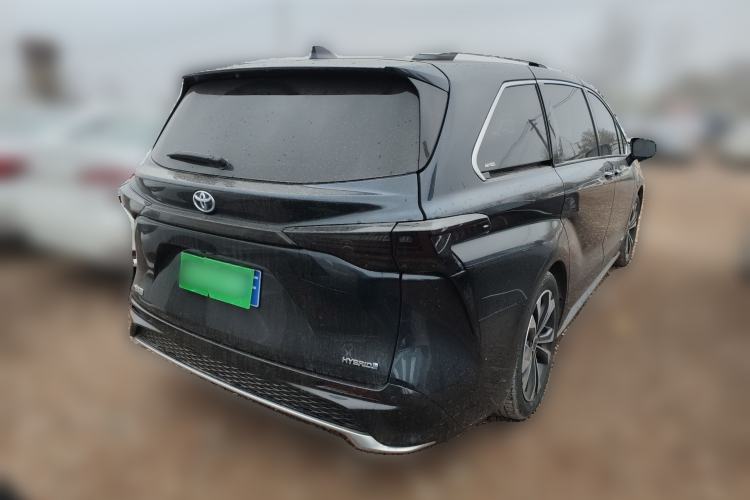 Used Toyota Granvia 2022 2.5L Hybrid Prestige Edition Rear Right 45 Deg