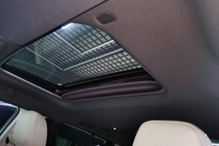 Used Toyota Granvia 2022 2.5L Hybrid Prestige Edition Headliner