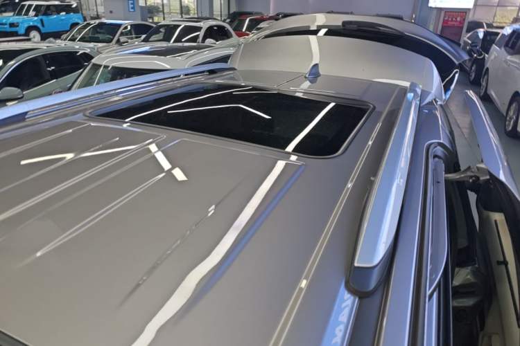 Used Toyota Granvia 2022 2.5L Hybrid Prestige Edition Roof