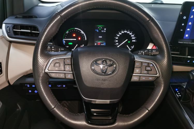 Used Toyota Granvia 2022 2.5L Hybrid Prestige Edition Steering Wheel