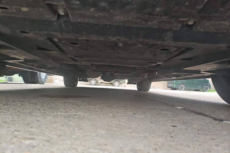 Used Toyota Granvia  Chassis Front
