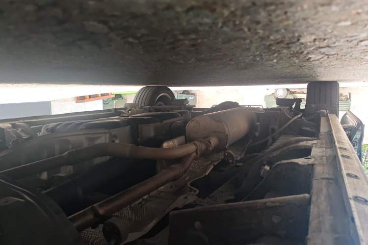 Used Toyota Granvia  Chassis Front Right