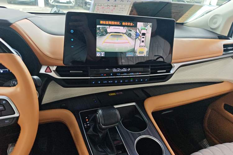 Used Toyota Granvia 2022 2.5L Hybrid Flagship Edition Audio And AC Panel