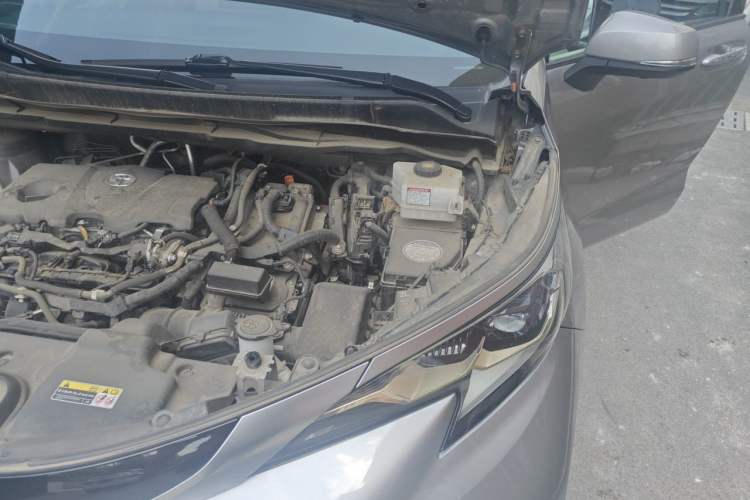 Used Toyota Granvia 2022 2.5L Hybrid Premium Edition Engine Bay Left