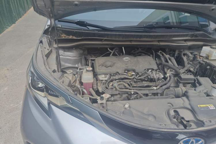 Used Toyota Granvia 2022 2.5L Hybrid Premium Edition Engine Bay Right