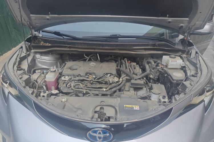 Used Toyota Granvia 2022 2.5L Hybrid Premium Edition Engine Bay