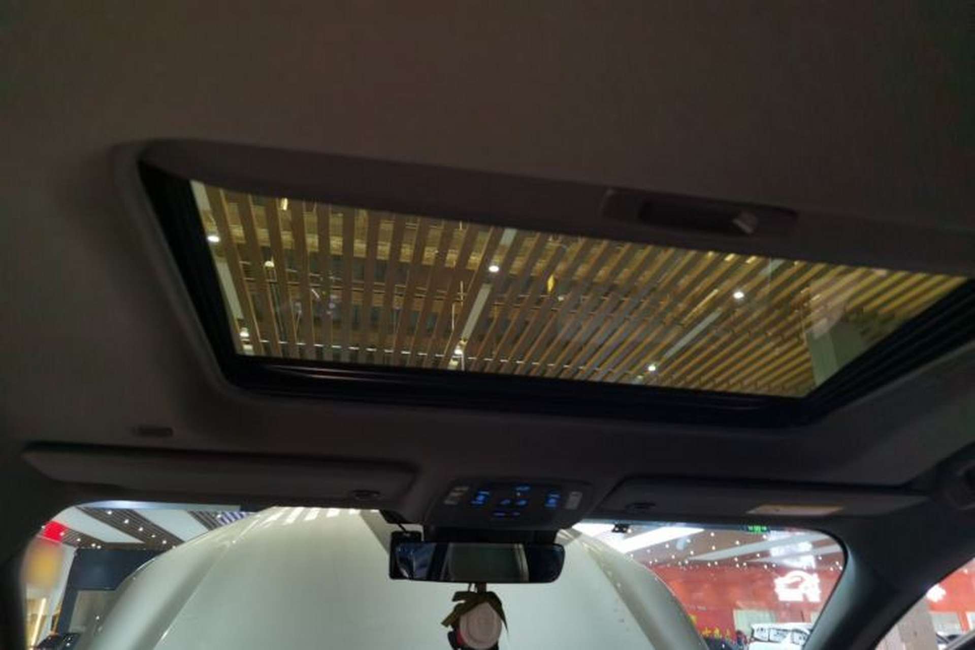 Used Toyota Granvia 2022 2.5L Hybrid Prestige Edition Headliner