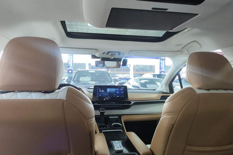 Used Toyota Granvia 2022 2.5L Hybrid Flagship Edition Headliner