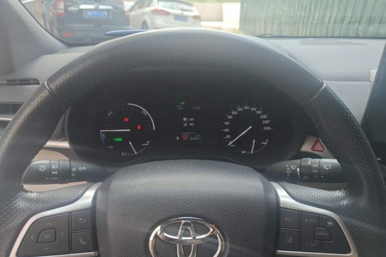 Used Toyota Granvia 2022 2.5L Hybrid Premium Edition Instrument Cluster