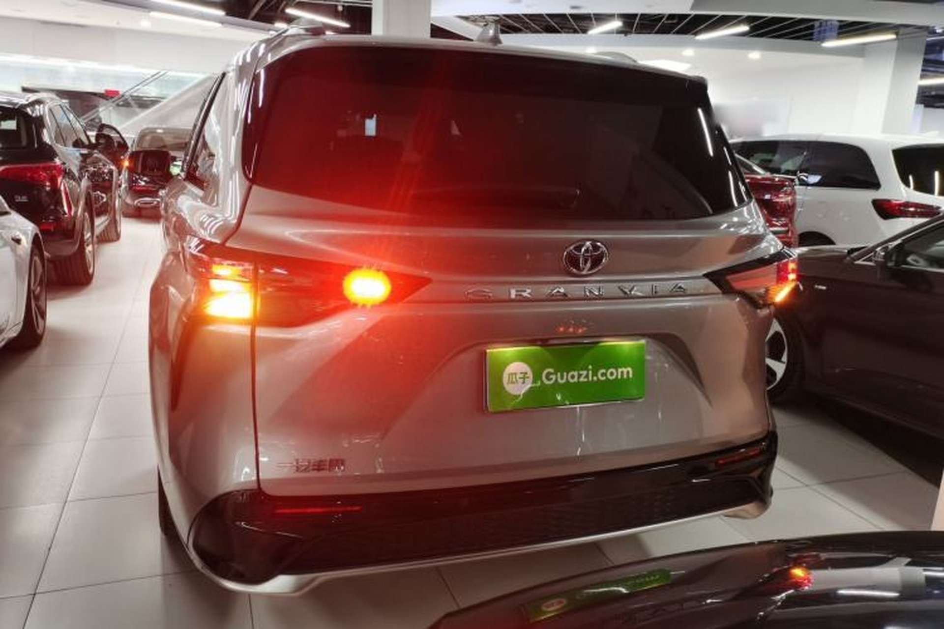 Used Toyota Granvia 2022 2.5L Hybrid Premium Edition Rear