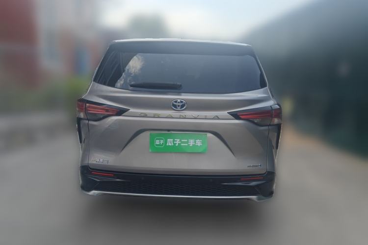 Used Toyota Granvia 2022 2.5L Hybrid Premium Edition Rear