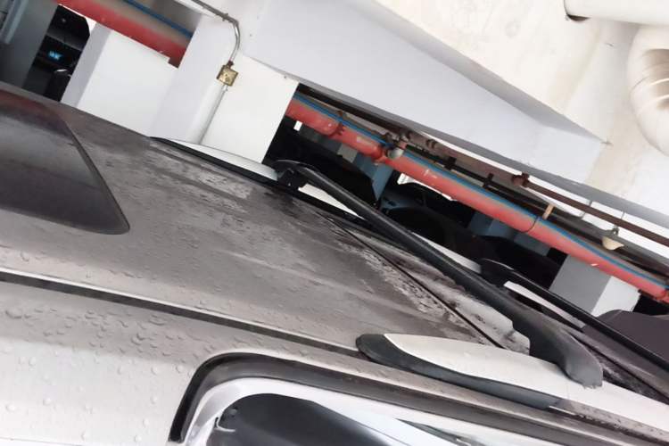 Used Toyota Granvia 2022 2.5L Hybrid Premium Edition Roof