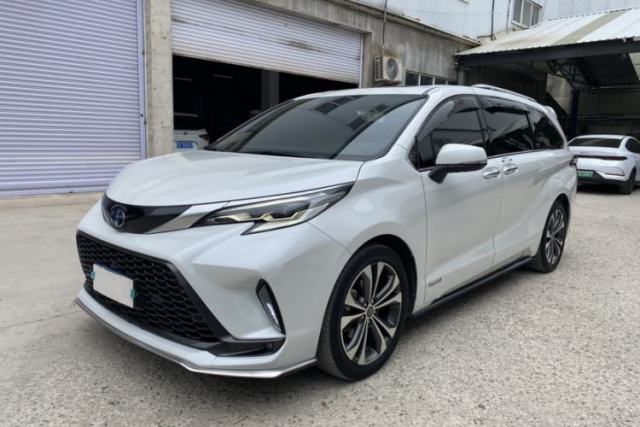 Used Toyota Granvia 2022 2.5L Hybrid Prestige Edition