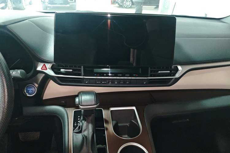 Used Toyota Granvia 2022 2.5L Hybrid Premium Edition Audio And AC Panel