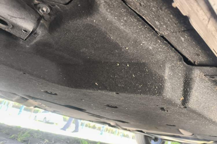 Used Toyota Granvia 2022 2.5L Hybrid Flagship Edition Chassis Front Left