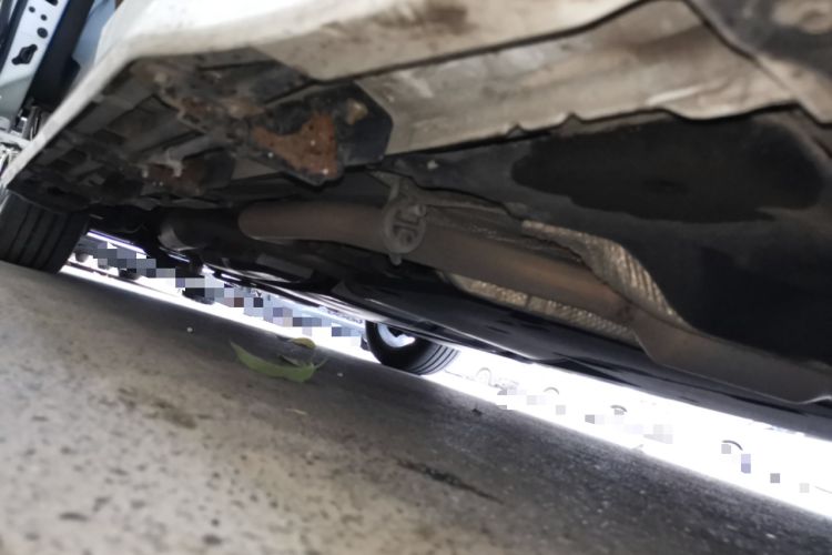 Used Toyota Granvia 2022 2.5L Hybrid Flagship Edition Chassis Front Right