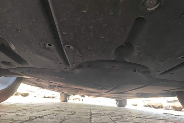 Used Toyota Granvia 2022 2.5L Hybrid Premium Edition Chassis Front