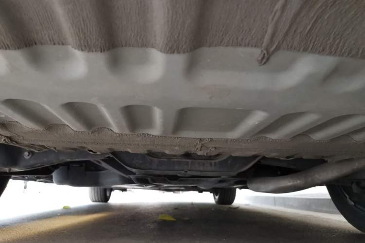 Used Toyota Granvia 2022 2.5L Hybrid Flagship Edition Chassis Rear