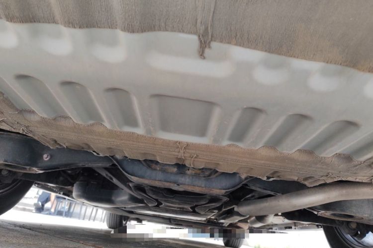 Used Toyota Granvia 2022 2.5L Hybrid Premium Edition Chassis Rear