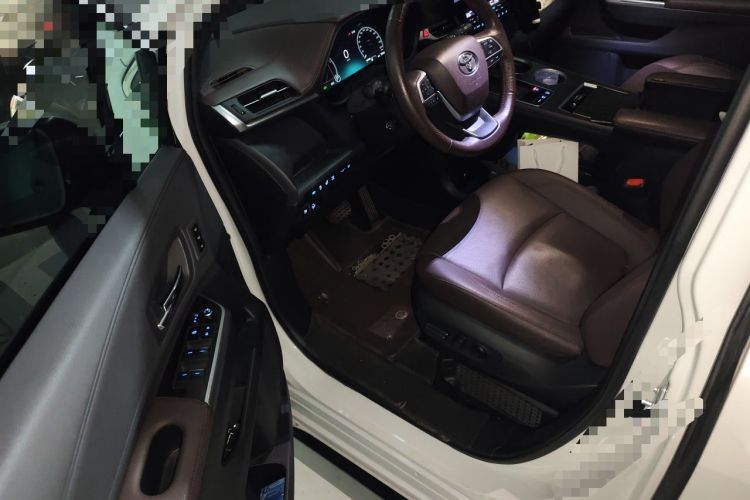 Used Toyota Granvia 2022 2.5L Hybrid Flagship Edition Driver Seat