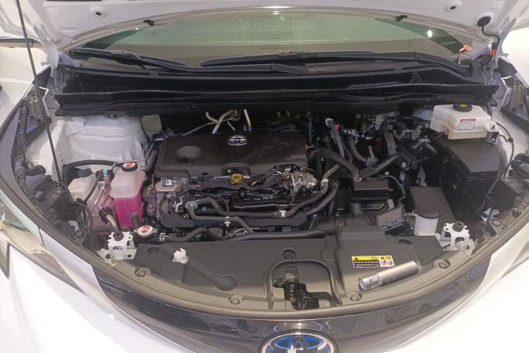Used Toyota Granvia 2022 2.5L Hybrid Premium Edition Engine Bay