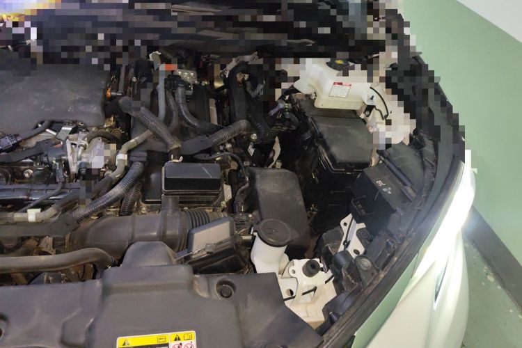 Used Toyota Granvia 2022 2.5L Hybrid Flagship Edition Engine Bay Left