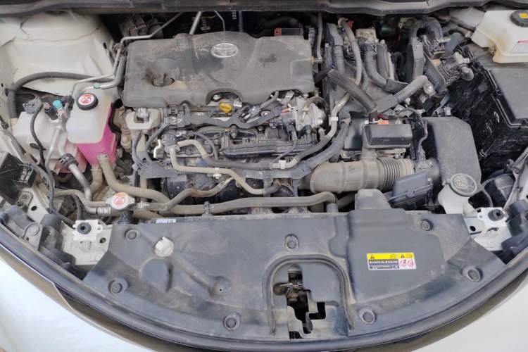 Used Toyota Granvia 2022 2.5L Hybrid Premium Edition Engine Bay