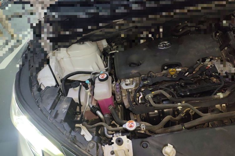 Used Toyota Granvia 2022 2.5L Hybrid Flagship Edition Engine Bay Right