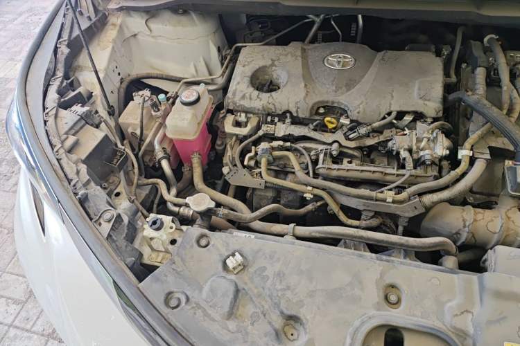 Used Toyota Granvia 2022 2.5L Hybrid Premium Edition Engine Bay Right