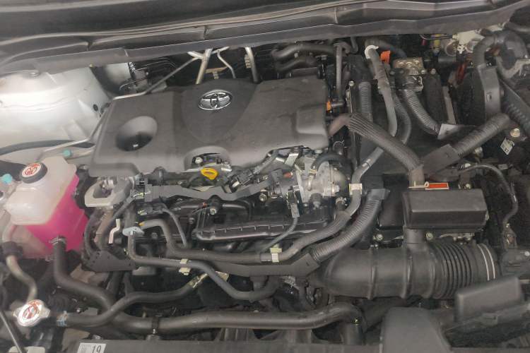 Used Toyota Granvia 2022 2.5L Hybrid Prestige Edition Engine Bay
