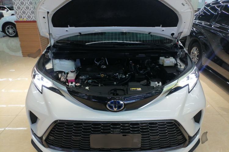 Used Toyota Granvia 2022 2.5L Hybrid Flagship Edition Engine Bay
