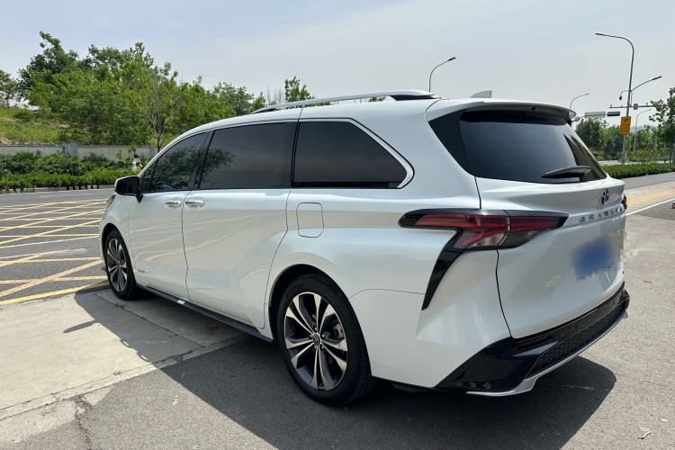 Used Toyota Granvia 2022 2.5L Hybrid Flagship Edition Exterior 13