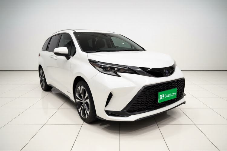 Used Toyota Granvia 2022 2.5L Hybrid Flagship Edition Exterior 2