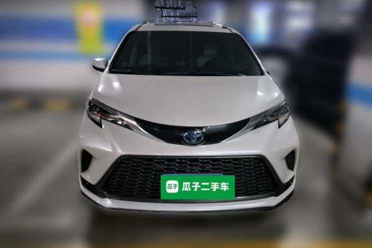 Used Toyota Granvia 2022 2.5L Hybrid Premium Edition Front