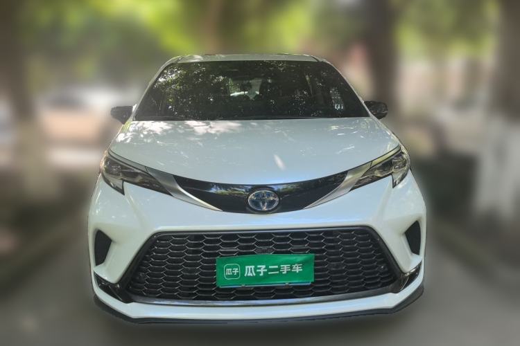Used Toyota Granvia 2022 2.5L Hybrid Premium Edition Front