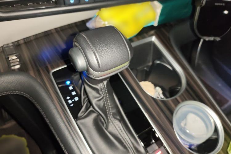 Used Toyota Granvia 2022 2.5L Hybrid Flagship Edition Gear Lever