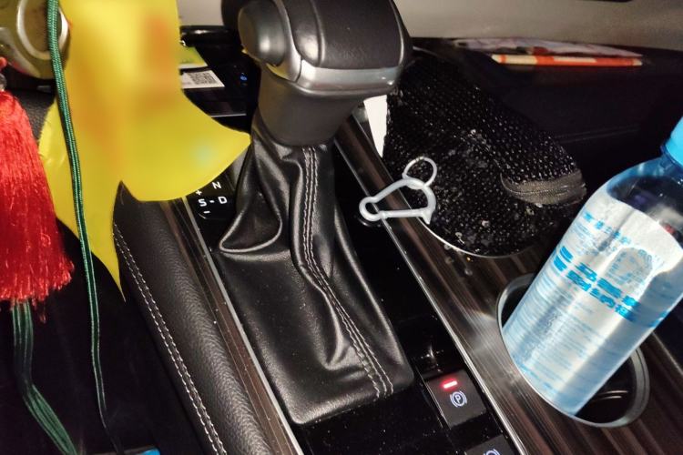 Used Toyota Granvia 2022 2.5L Hybrid Flagship Edition Gear Lever