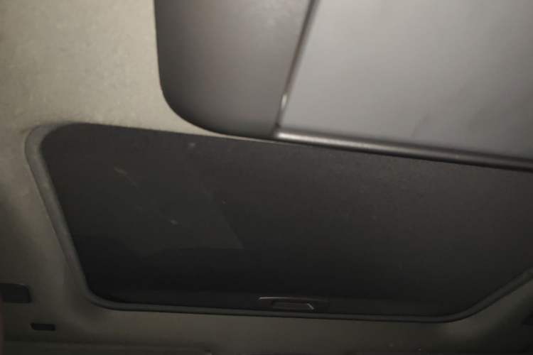 Used Toyota Granvia 2022 2.5L Hybrid Flagship Edition Headliner