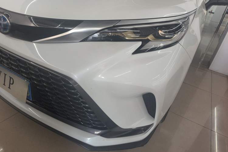 Used Toyota Granvia 2022 2.5L Hybrid Prestige Edition Left Front Headlight