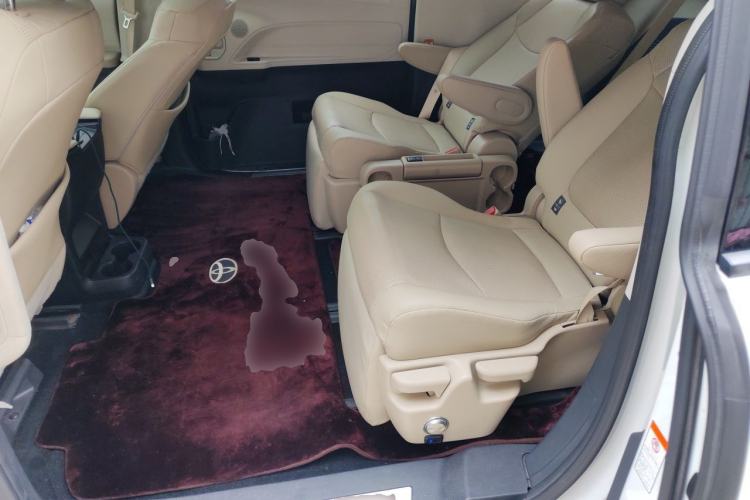 Used Toyota Granvia 2022 2.5L Hybrid Premium Edition Left Rear Seat