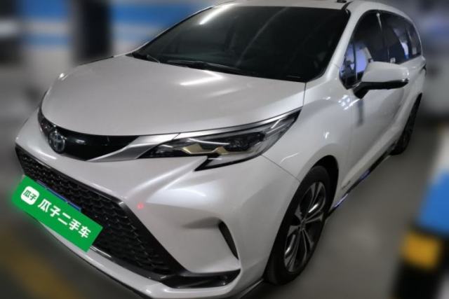 Used Toyota Granvia 2022 2.5L Hybrid Premium Edition