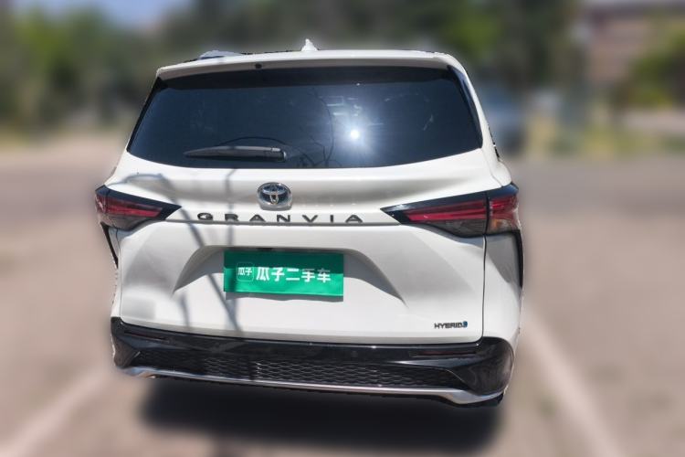 Used Toyota Granvia 2022 2.5L Hybrid Flagship Edition Rear