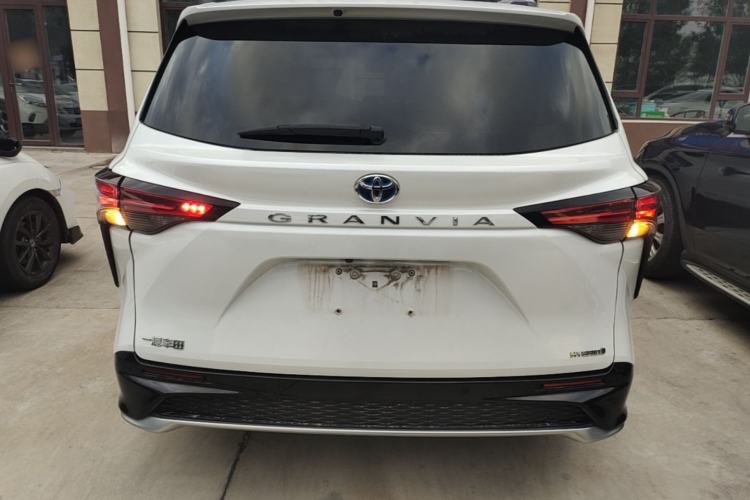 Used Toyota Granvia 2022 2.5L Hybrid Premium Edition Rear