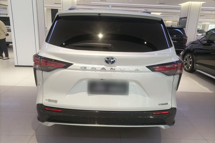 Used Toyota Granvia 2022 2.5L Hybrid Premium Edition Rear