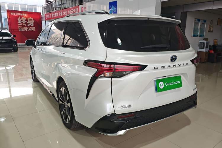 Used Toyota Granvia 2022 2.5L Hybrid Premium Edition Rear Left 45 Deg